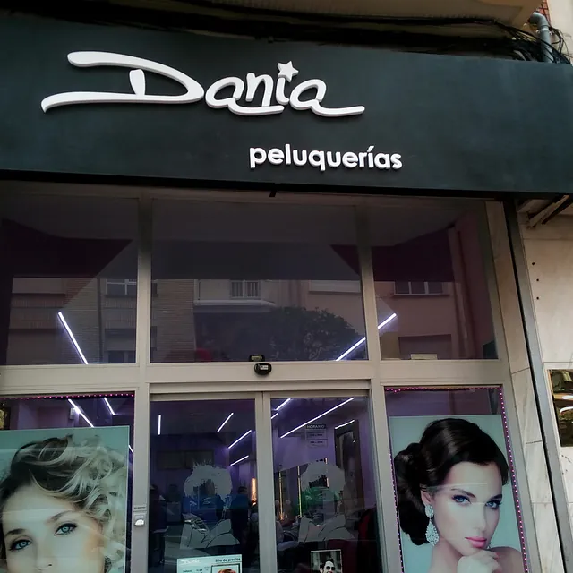 Dania Peluquerías perez galdos logroño