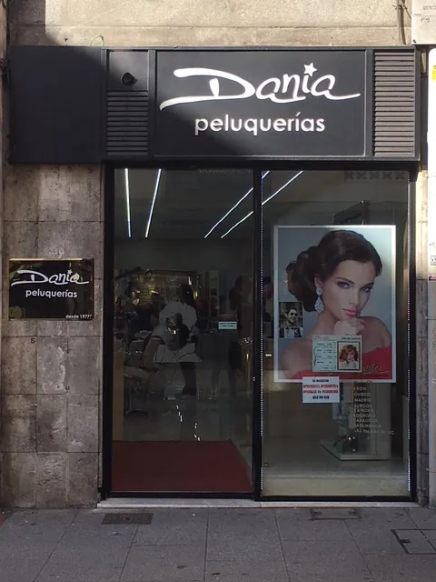 Dania Peluquerías santander burgos